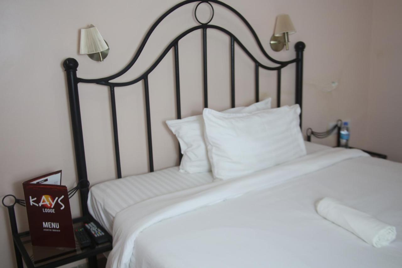 Kays Lodge Дар ес Саалам Екстериор снимка